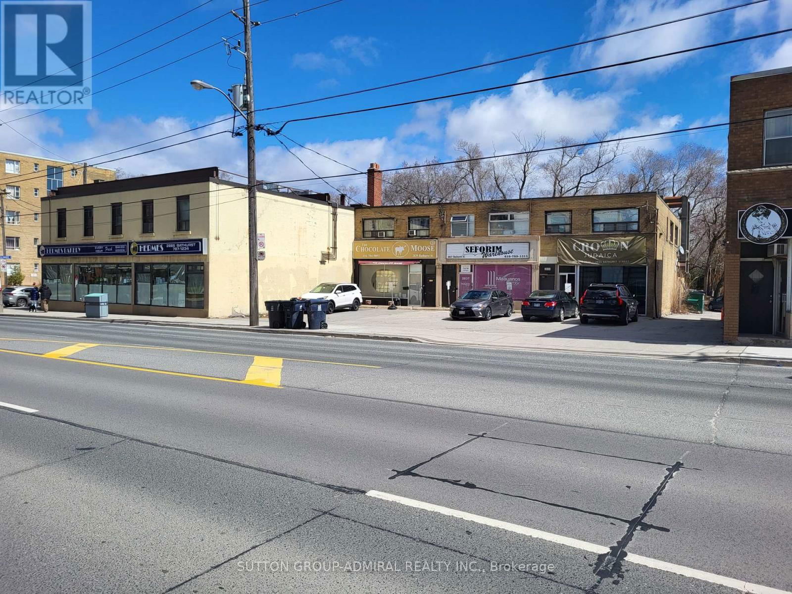 2839 BATHURST STREET Image 37