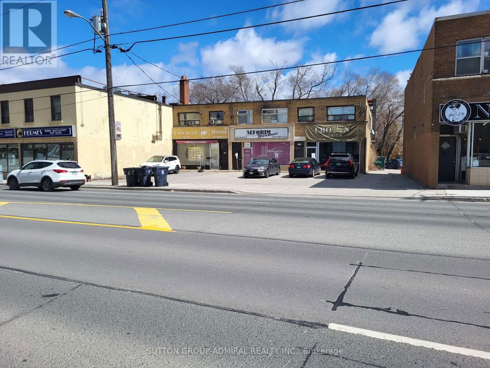 2839 BATHURST STREET Image 38