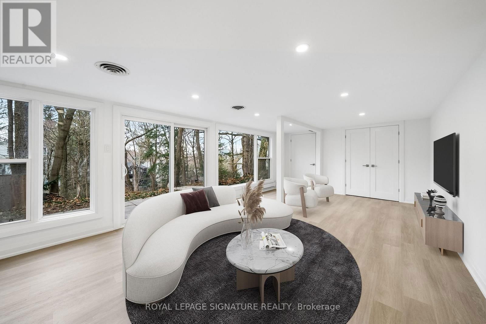 21 DONWOODS DRIVE Image 21