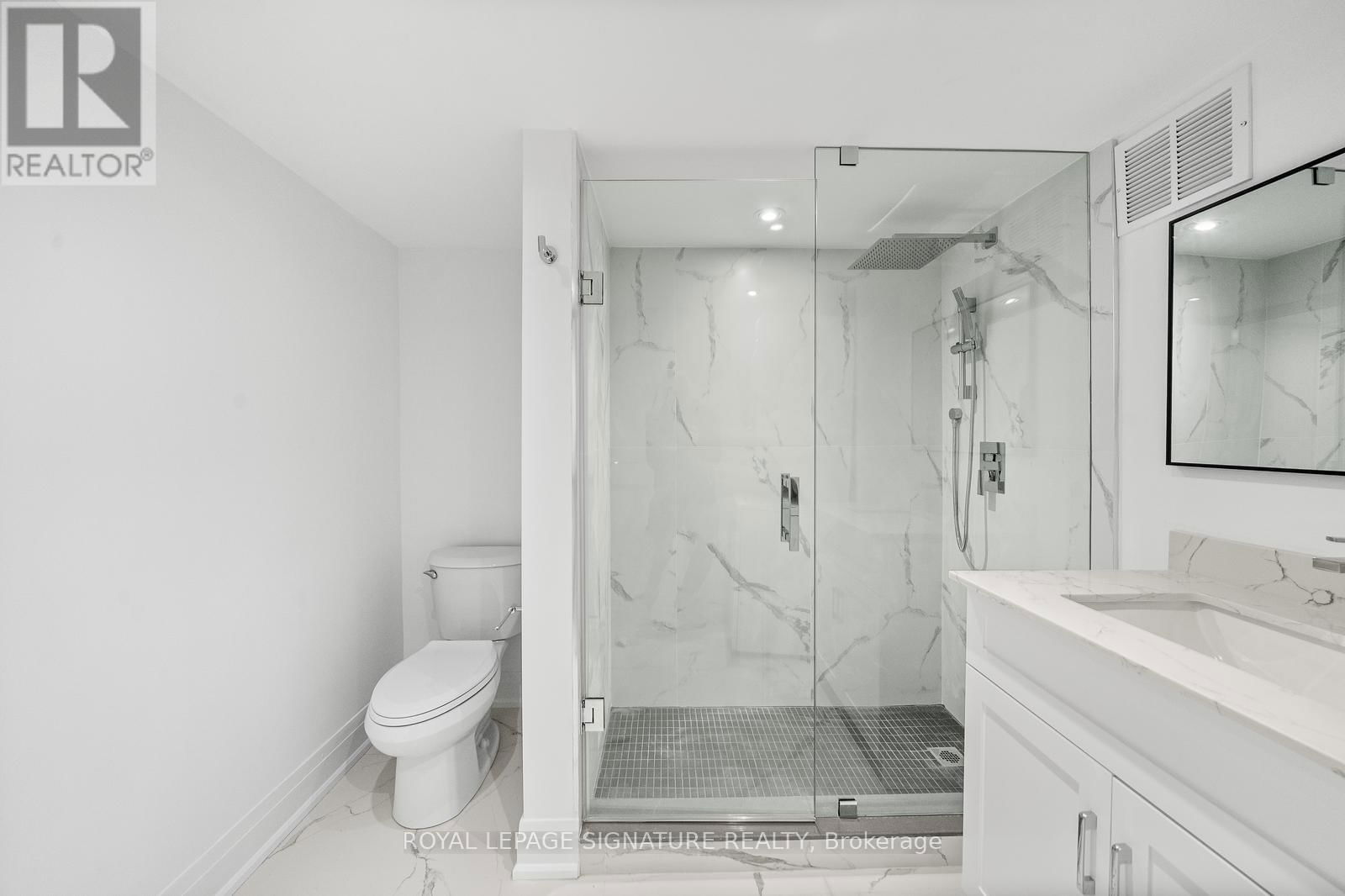 21 DONWOODS DRIVE Image 28