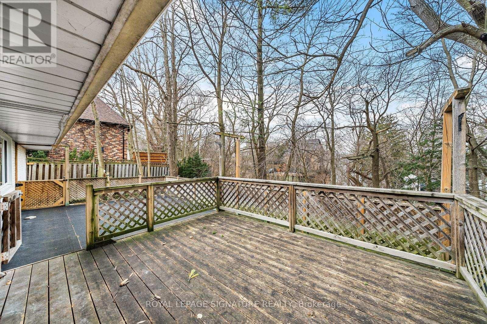 21 DONWOODS DRIVE Image 31