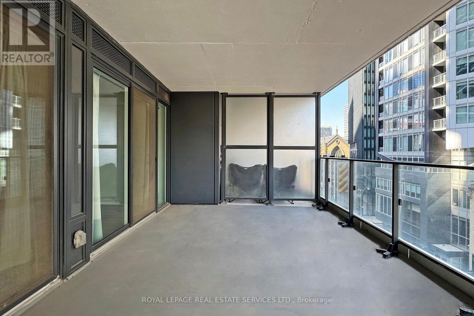 612 - 77 SHUTER STREET Image 16