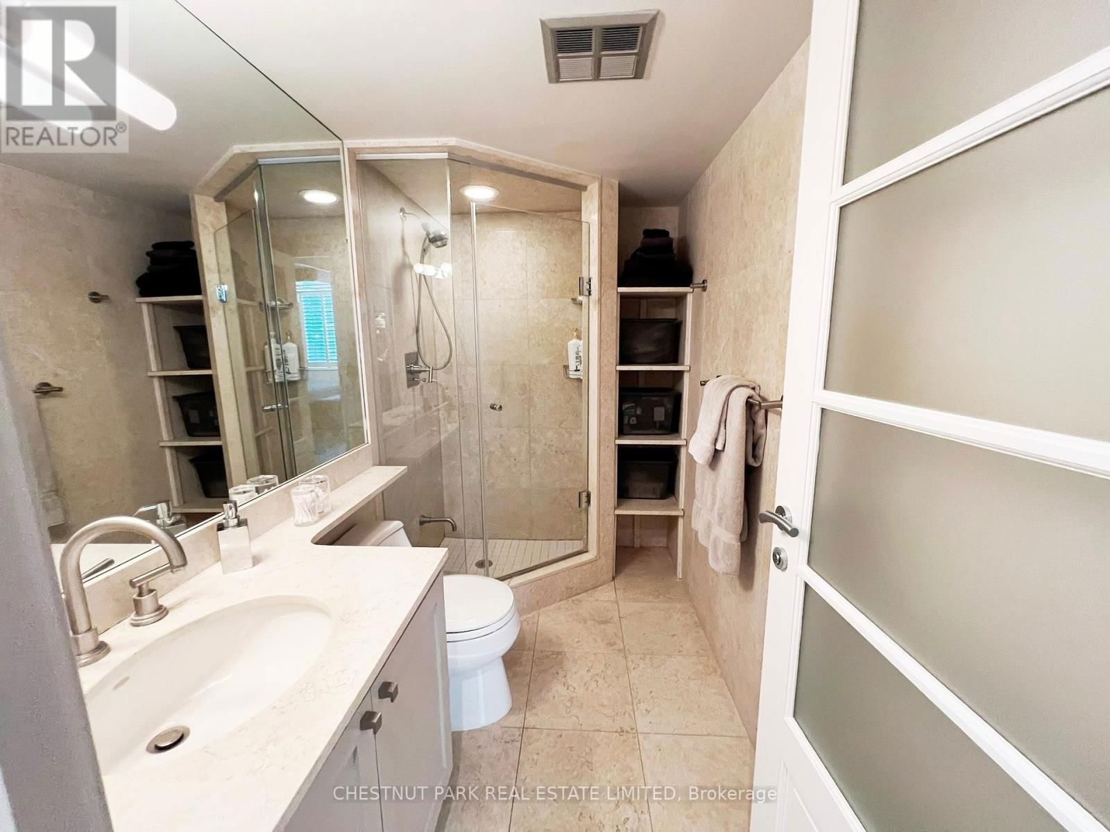 819 - 5 ROSEHILL AVENUE Image 37