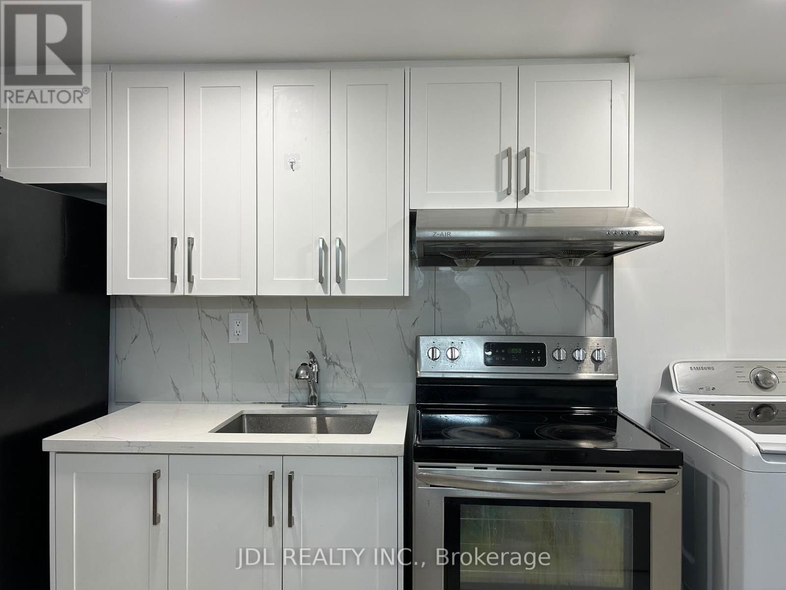 Suite B - 80 MOSEDALE CRES CRESCENT Image 4