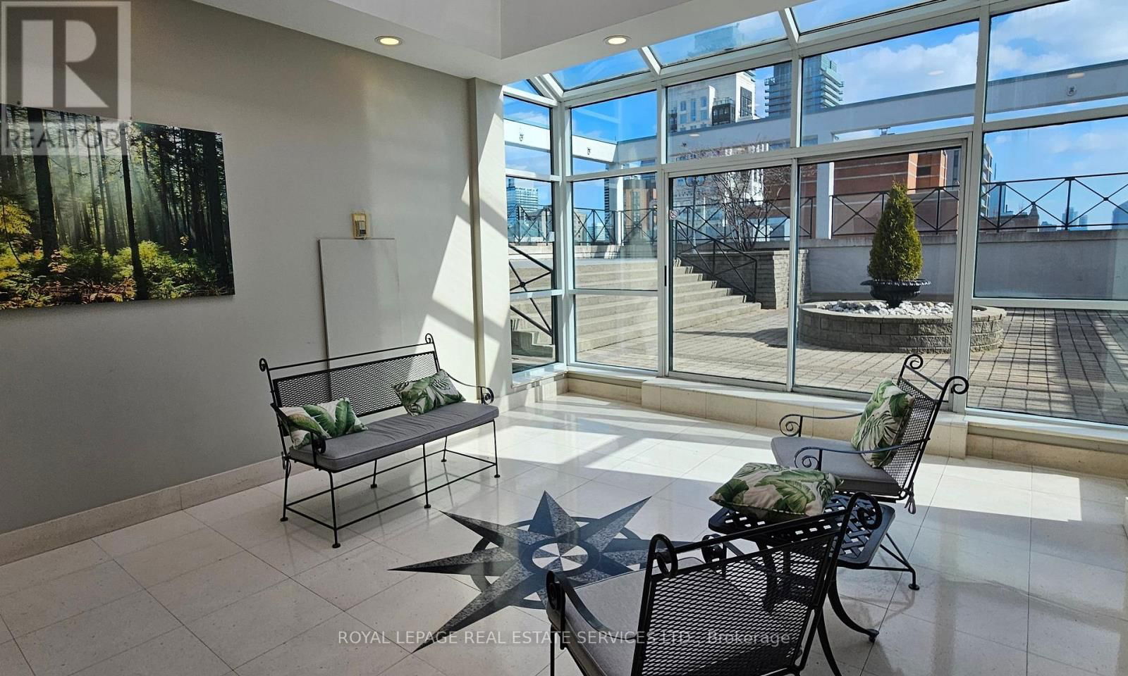 306 - 102 BLOOR STREET WEST Image 22
