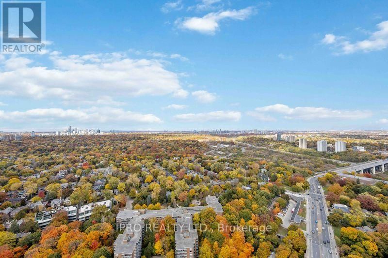 4218 - 585 BLOOR STREET EAST Image 3
