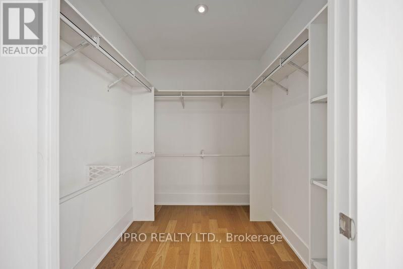 4218 - 585 BLOOR STREET EAST Image 30