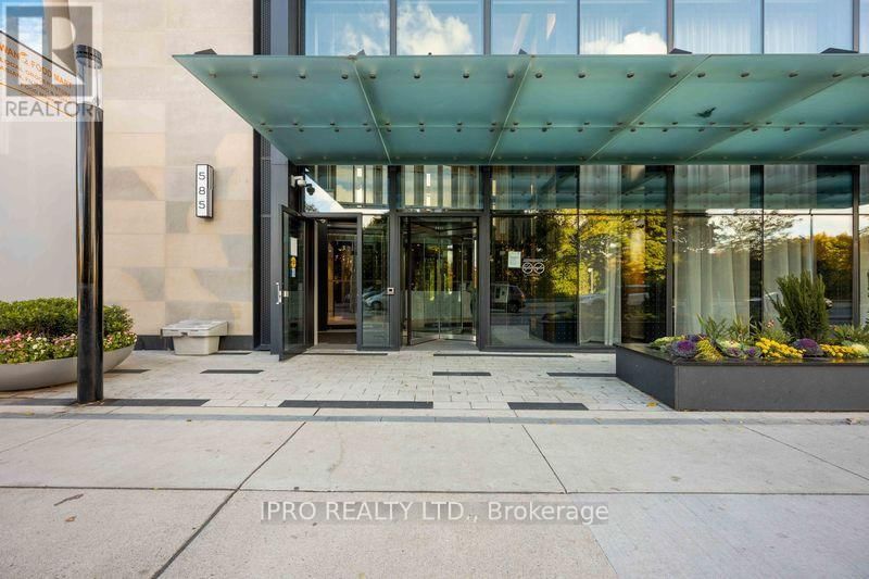4218 - 585 BLOOR STREET EAST Image 40