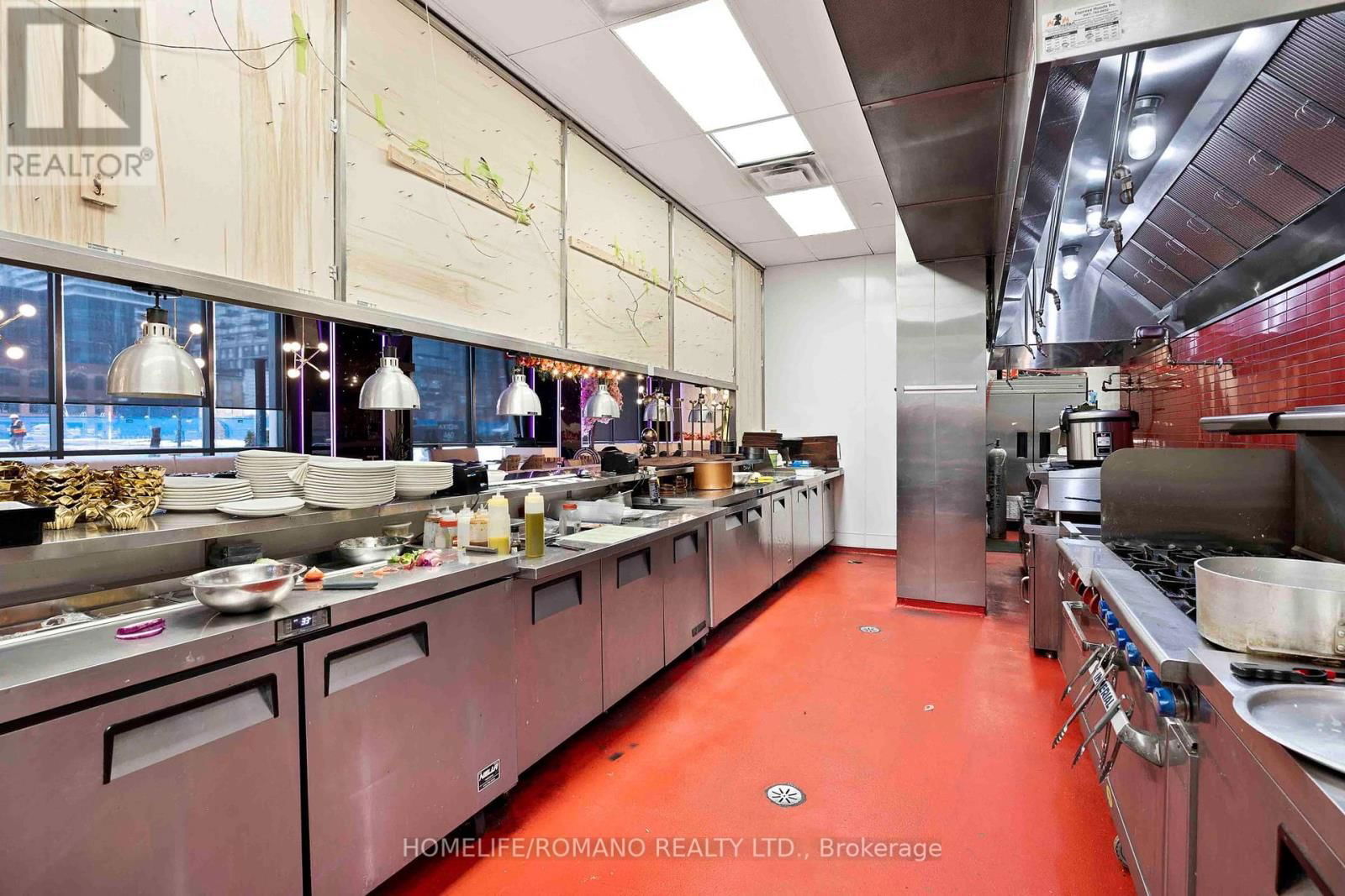 462 ADELAIDE STREET EAST Image 31
