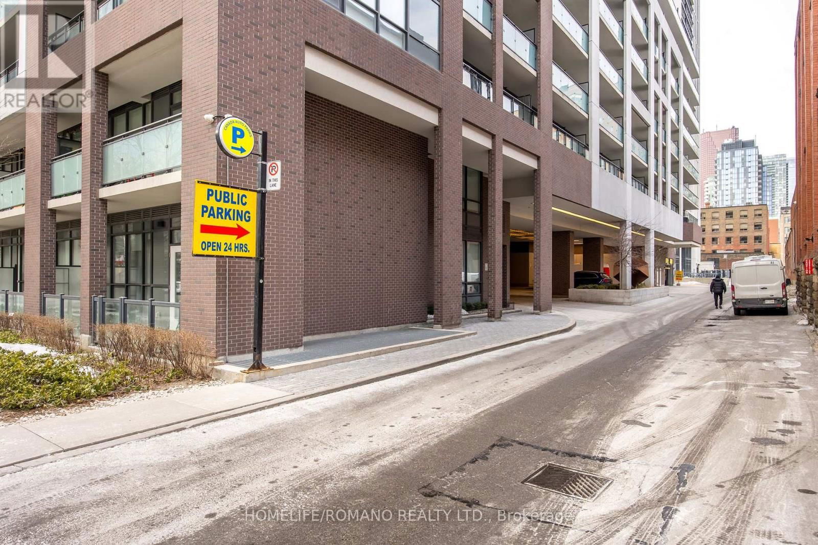 462 ADELAIDE STREET EAST Image 34