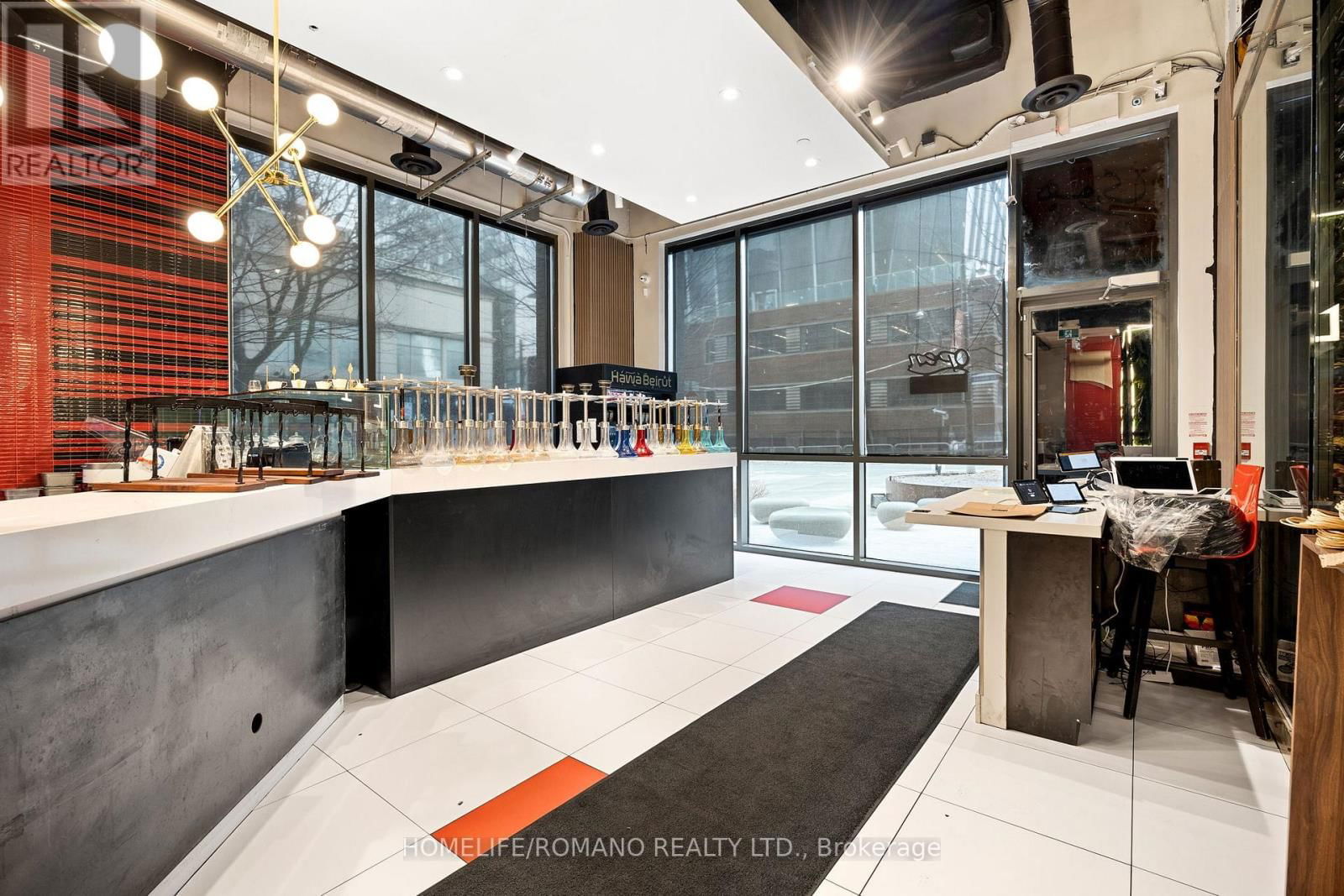 462 ADELAIDE STREET EAST Image 9