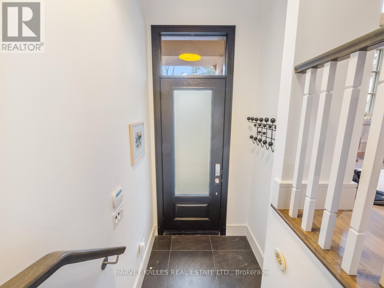 2506 BAYVIEW AVENUE Image 3