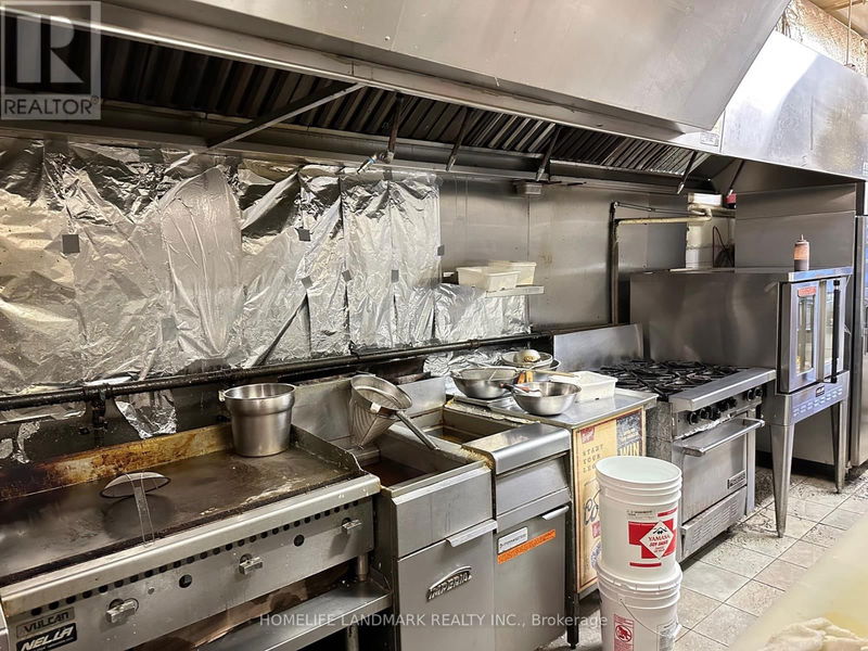 Image #1 of Restaurant for Sale at Yonge, Toronto, Ontario