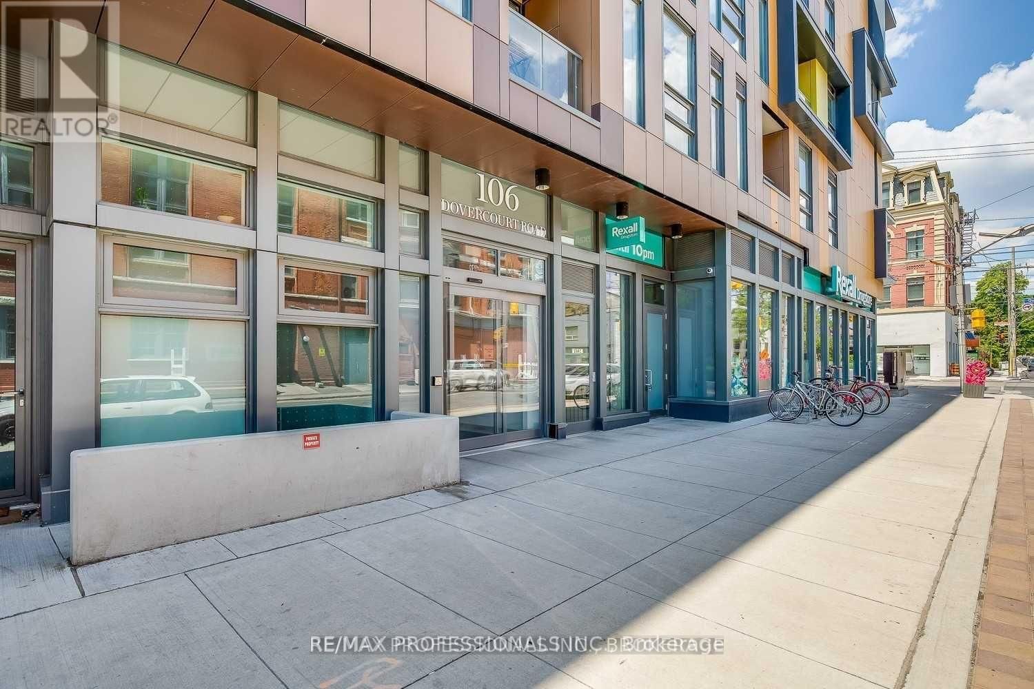 411 - 106 DOVERCOURT ROAD Image 24