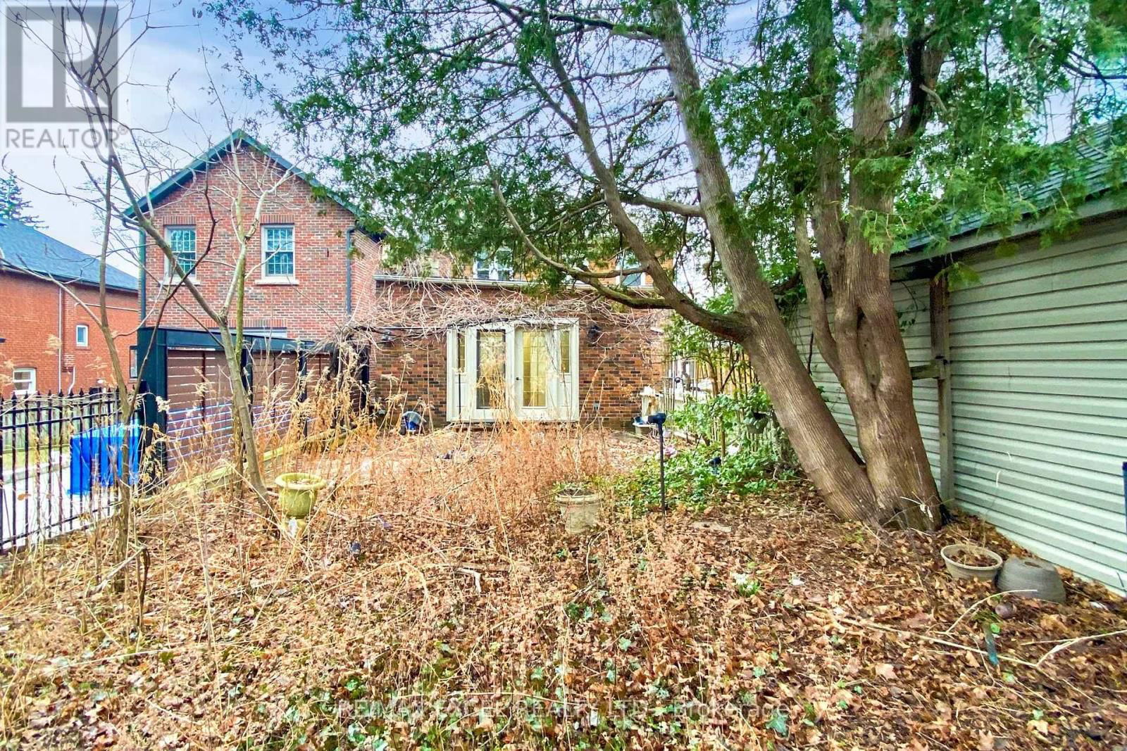 317 WARREN ROAD Image 36