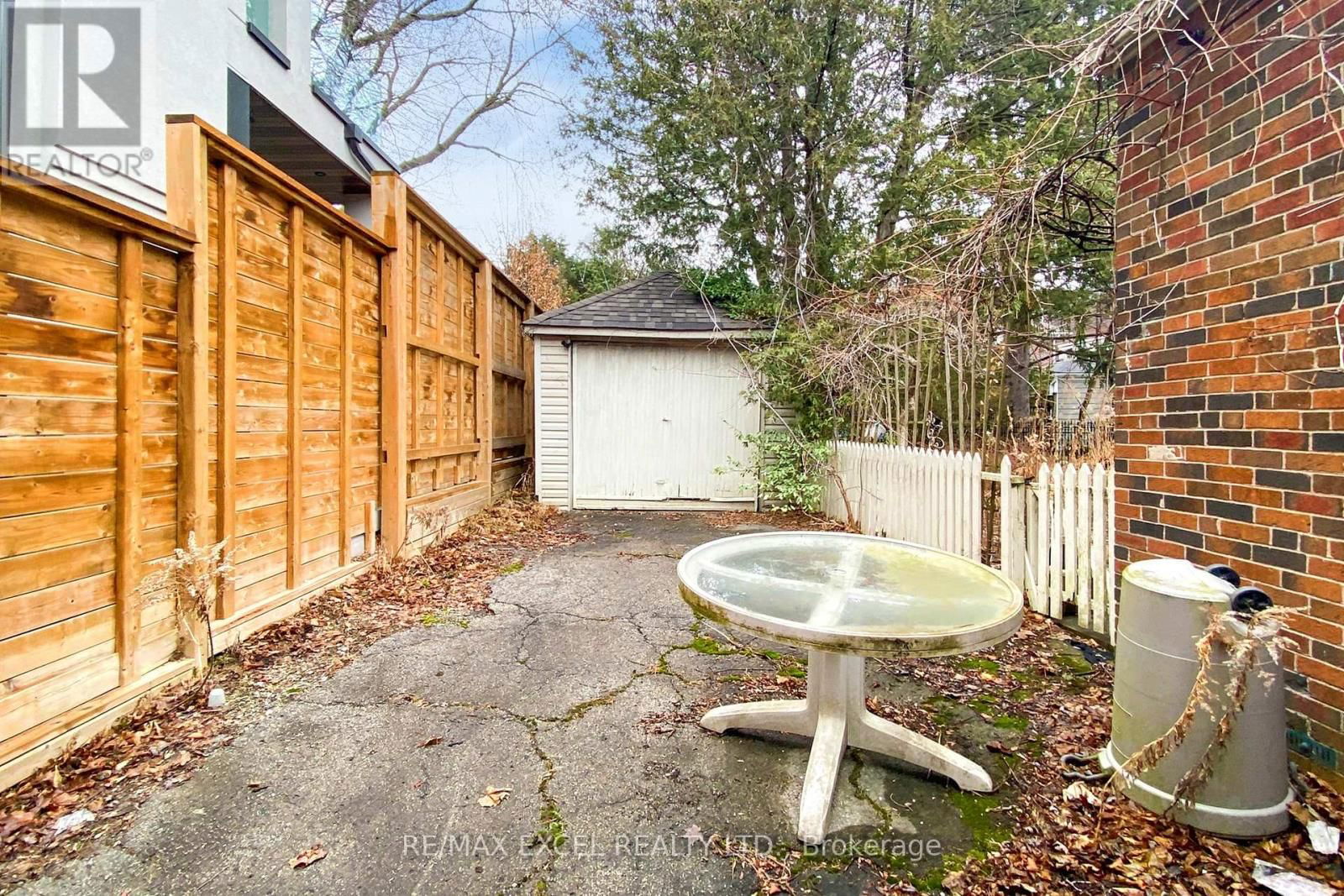 317 WARREN ROAD Image 40