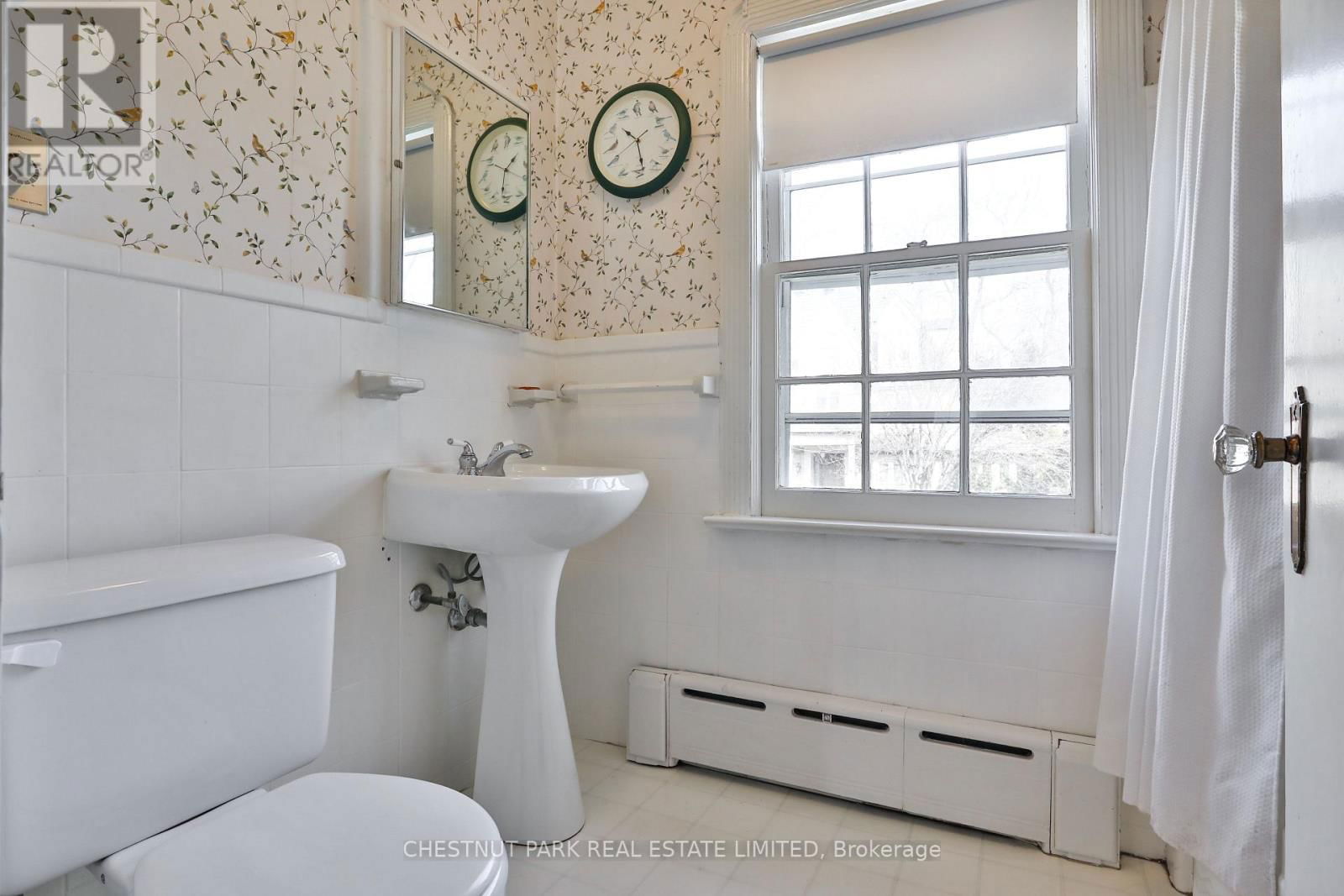 87 TRANMER AVENUE Image 30