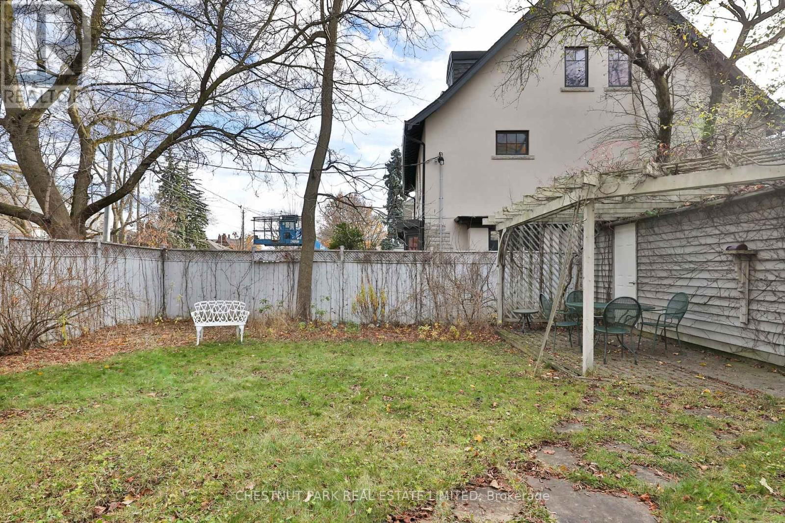 87 TRANMER AVENUE Image 34