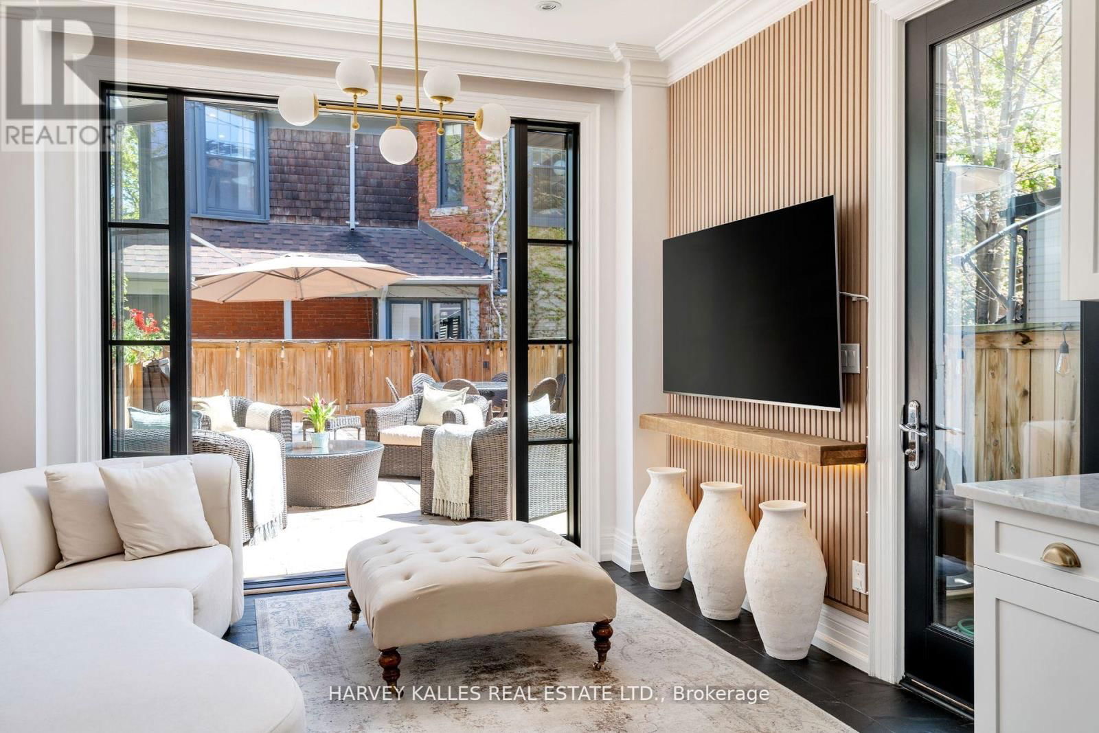 63 METCALFE STREET Image 12
