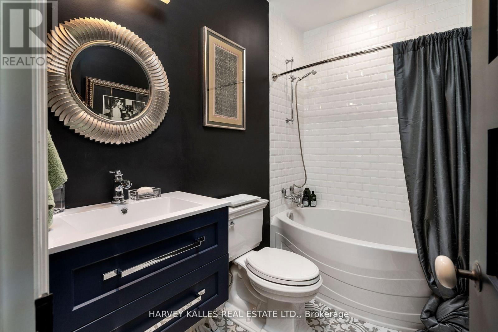 63 METCALFE STREET Image 26