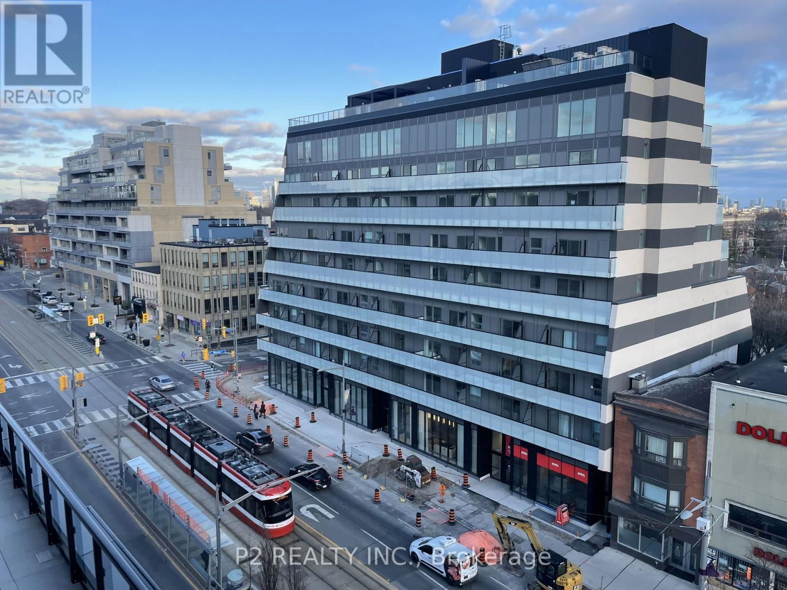301 - 863 ST.CLAIR AVENUE WEST Image 1