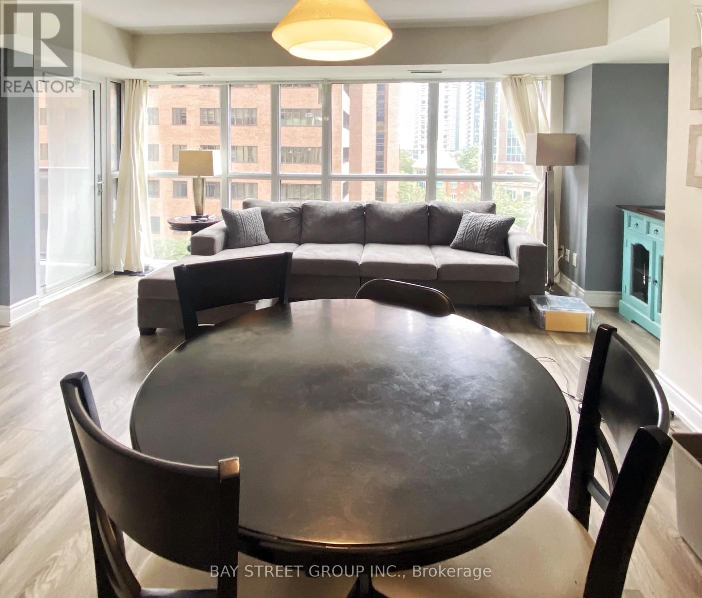 712 - 28 TED ROGERS WAY Image 4