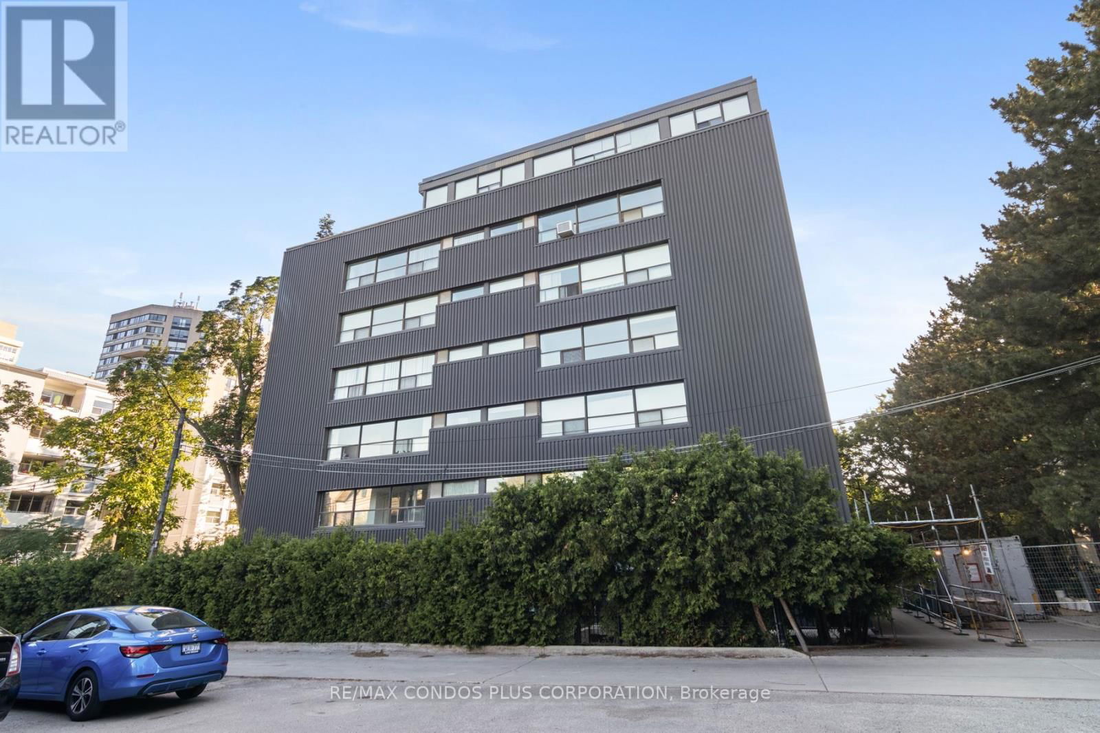 607 - 60 MONTCLAIR AVENUE Image 2