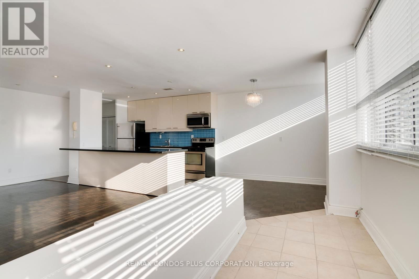 607 - 60 MONTCLAIR AVENUE Image 23