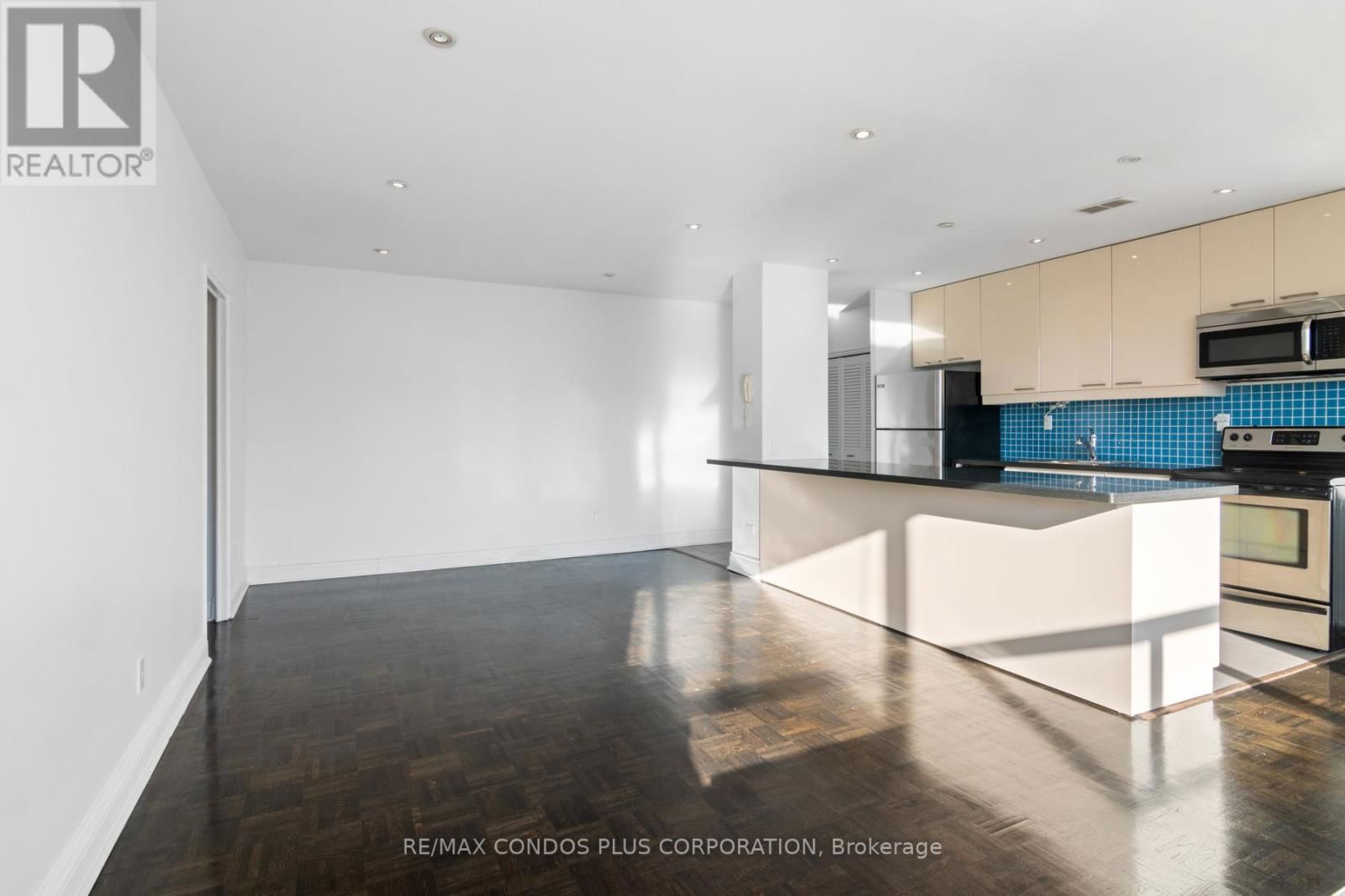 607 - 60 MONTCLAIR AVENUE Image 25