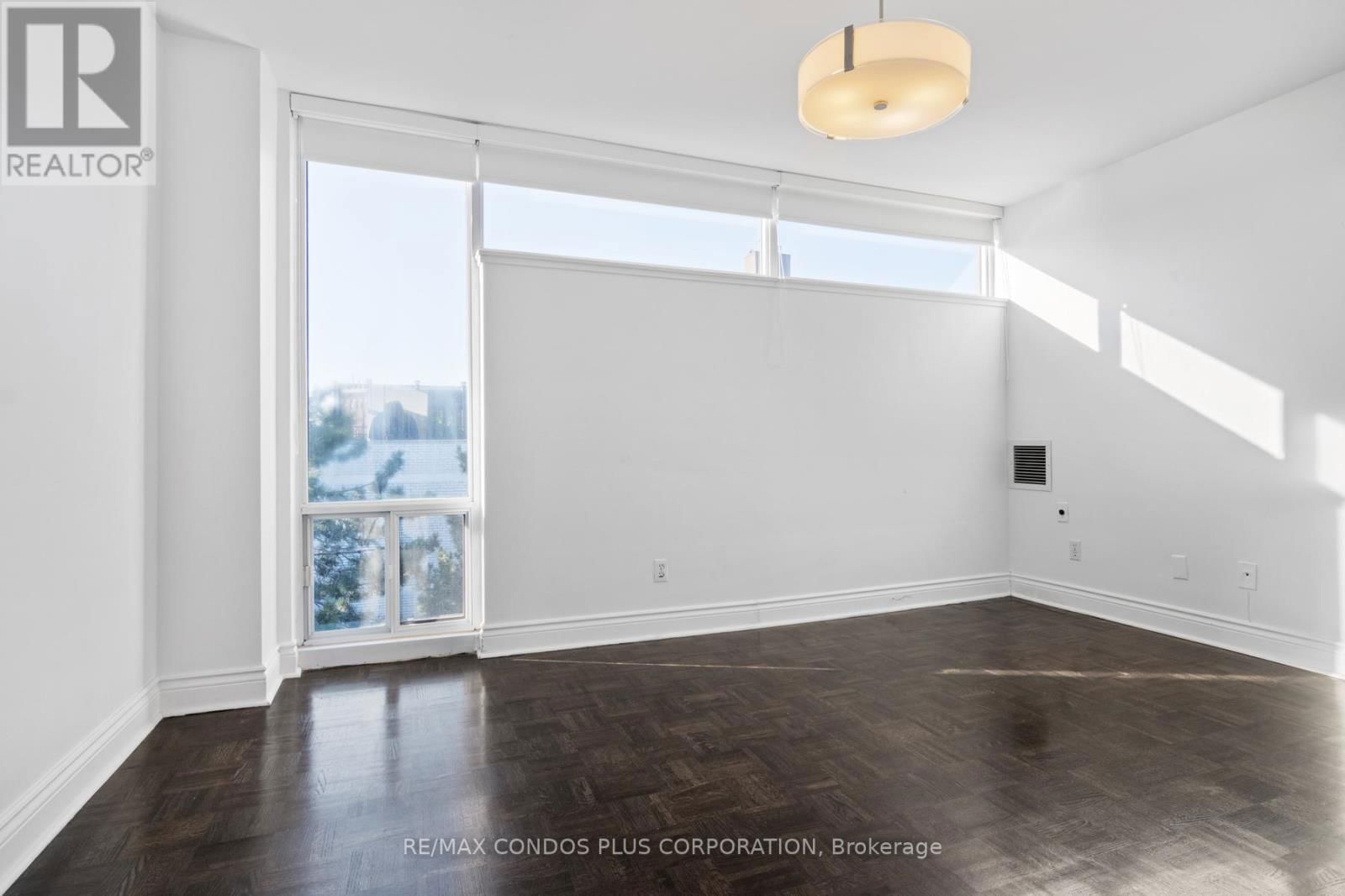 607 - 60 MONTCLAIR AVENUE Image 31