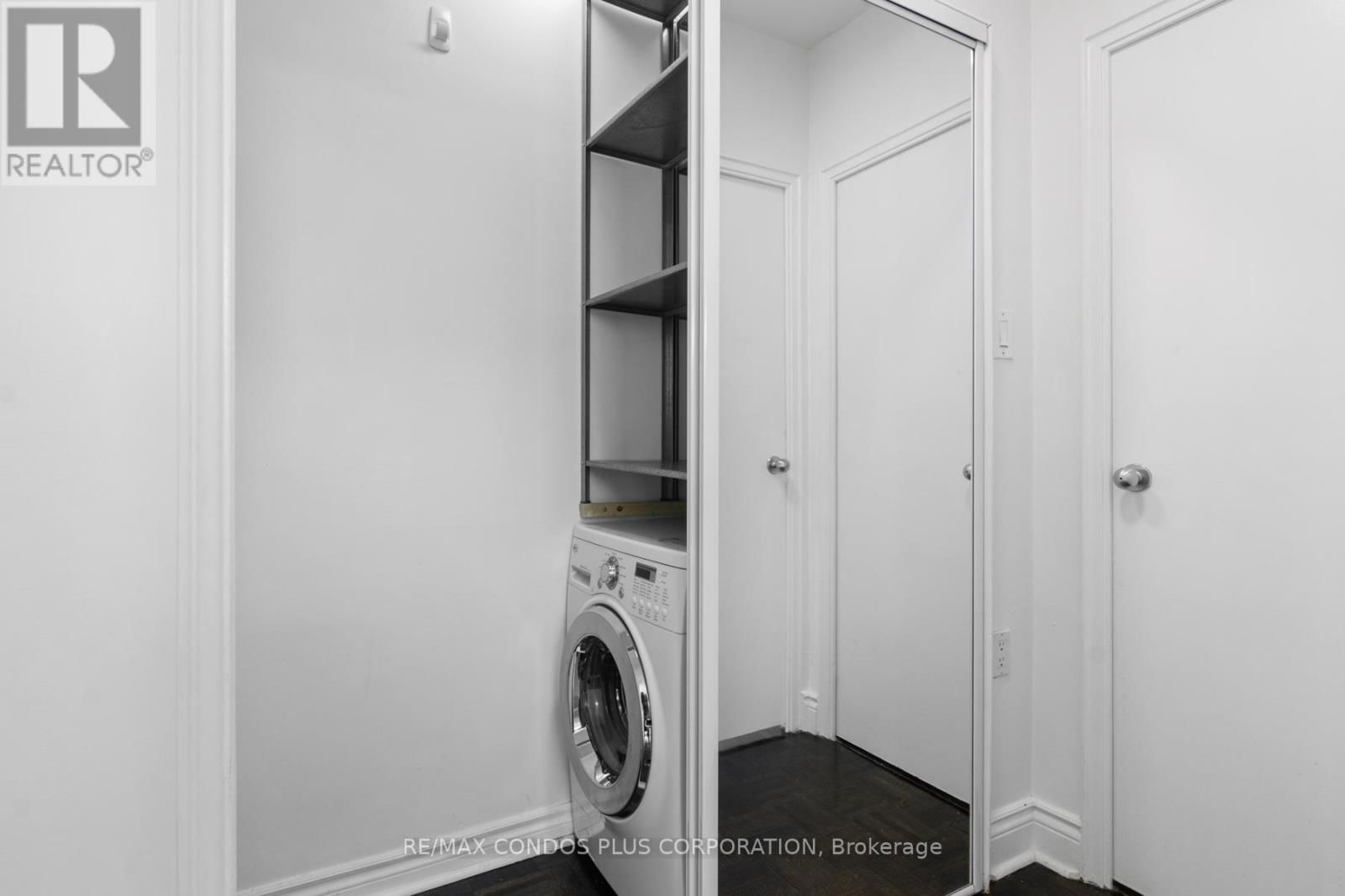 607 - 60 MONTCLAIR AVENUE Image 36