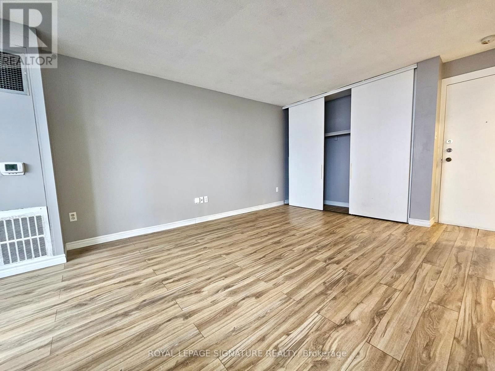 1404 - 720 SPADINA AVENUE Image 18