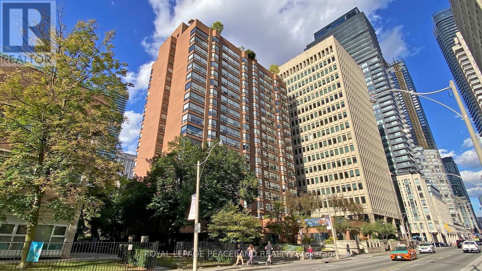 1605 - 62 WELLESLEY STREET WEST Image 2
