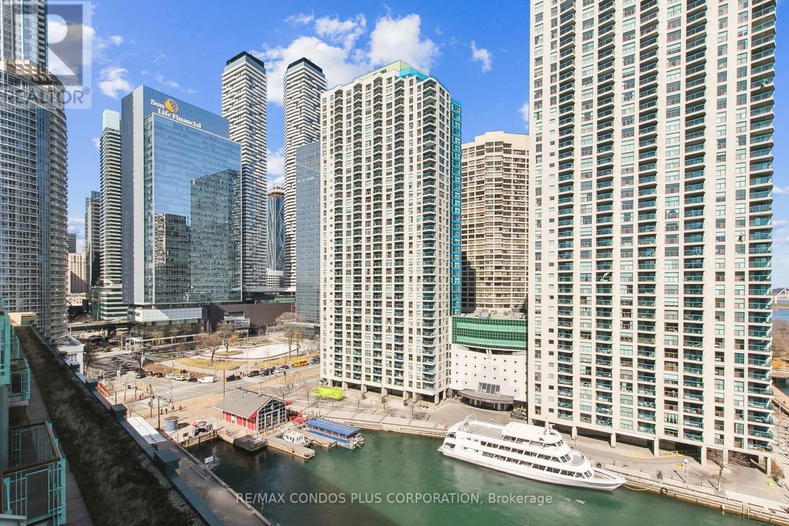 1013 - 211 QUEENS QUAY WEST Image 29