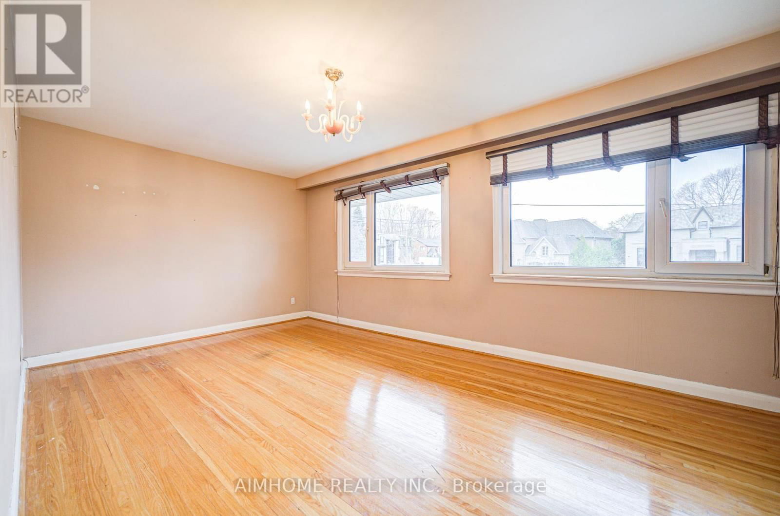 12 SORREL COURT Image 16