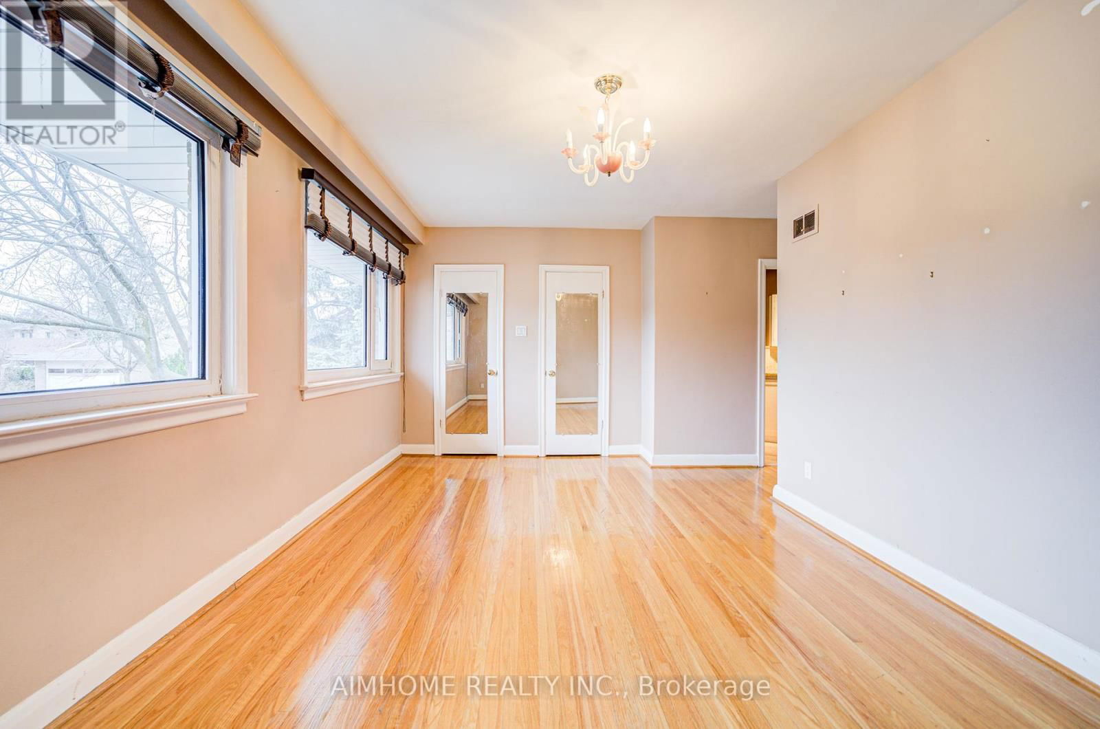 12 SORREL COURT Image 19