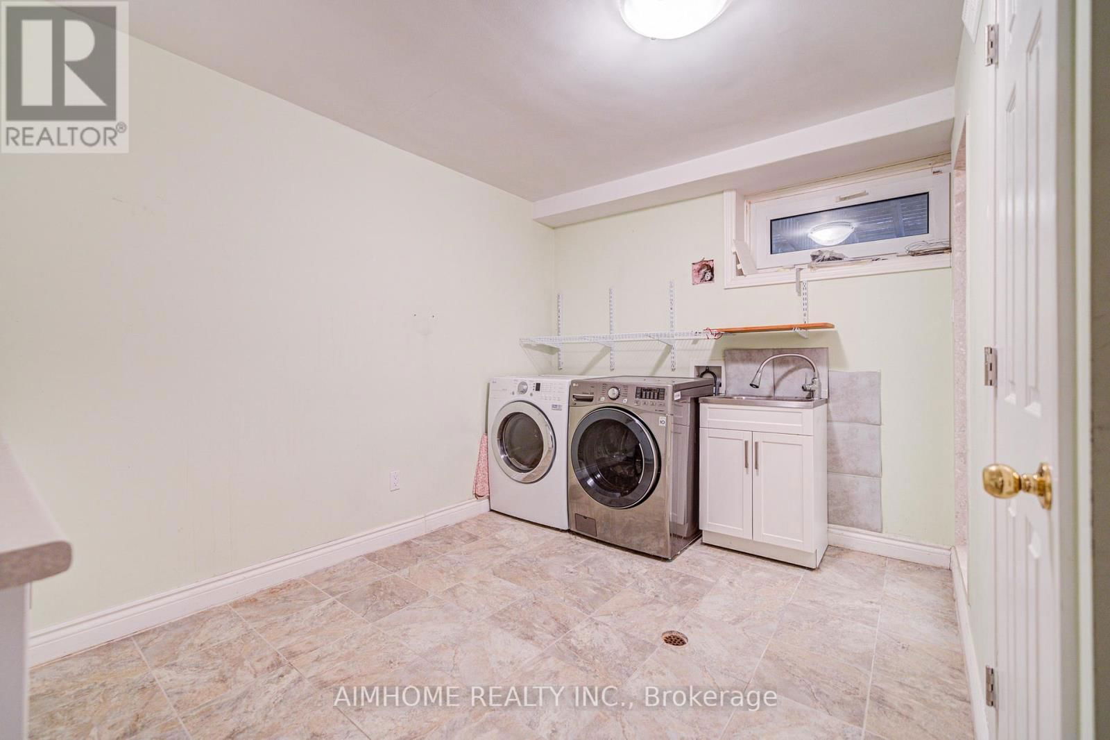 12 SORREL COURT Image 36