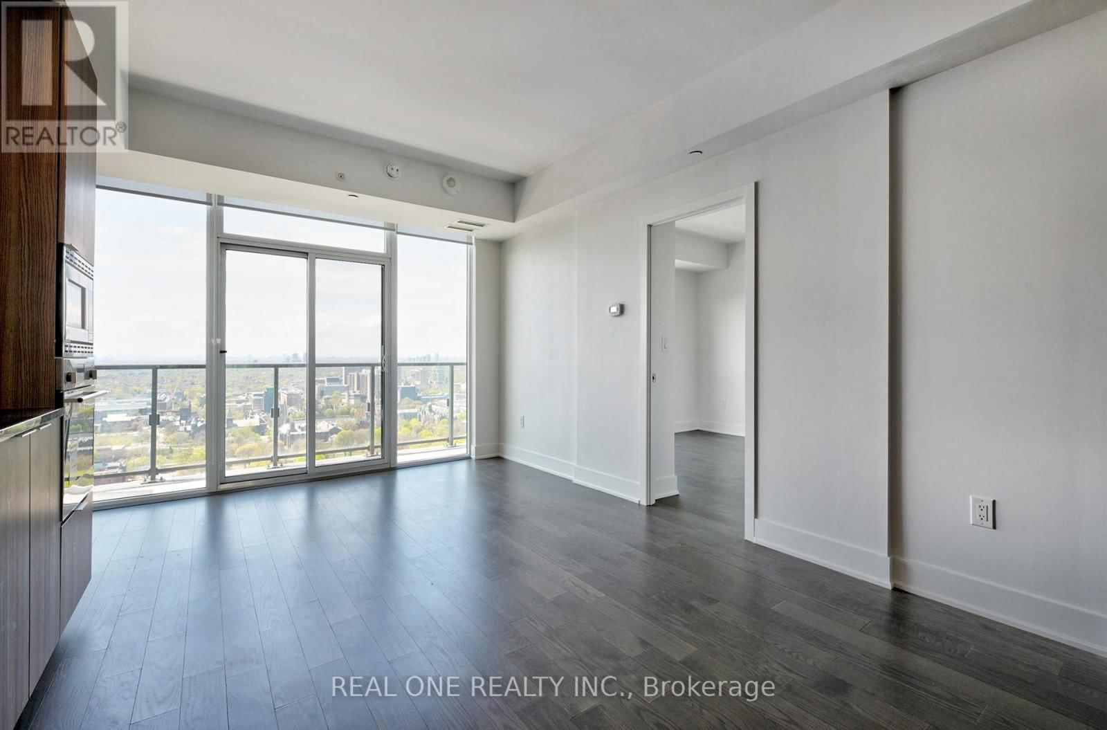 3108 - 955 BAY STREET Image 15