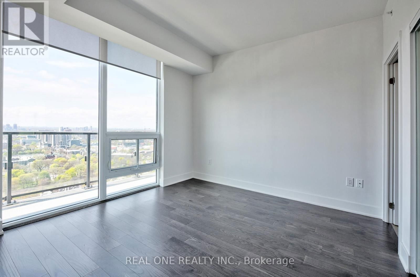 3108 - 955 BAY STREET Image 22