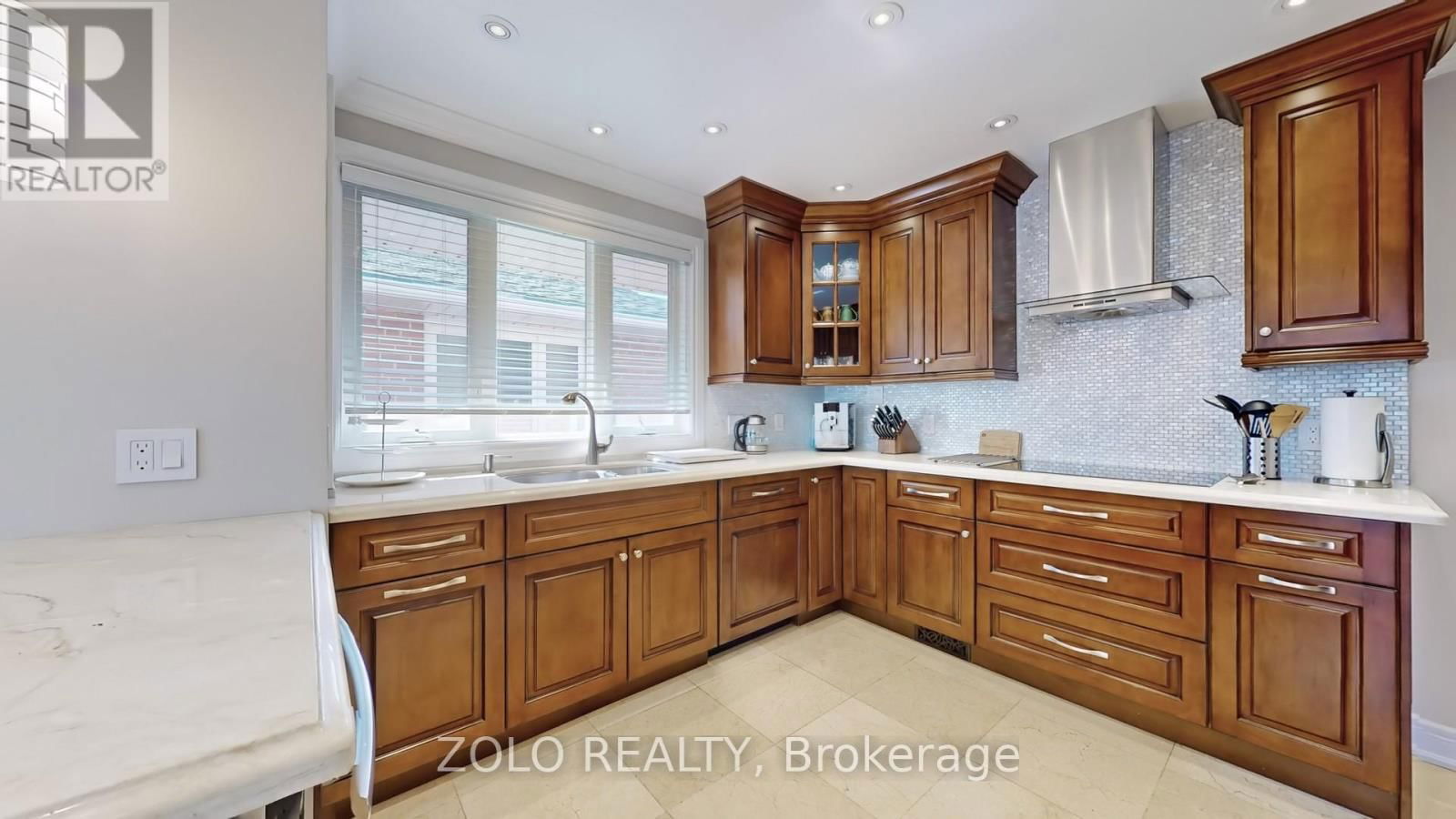 32 REVCOE DRIVE Image 11