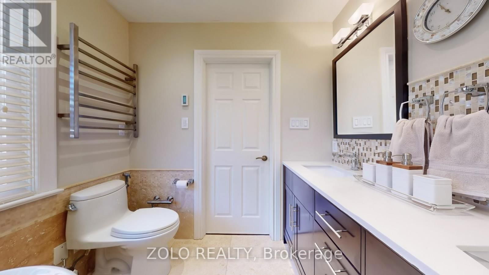 32 REVCOE DRIVE Image 24