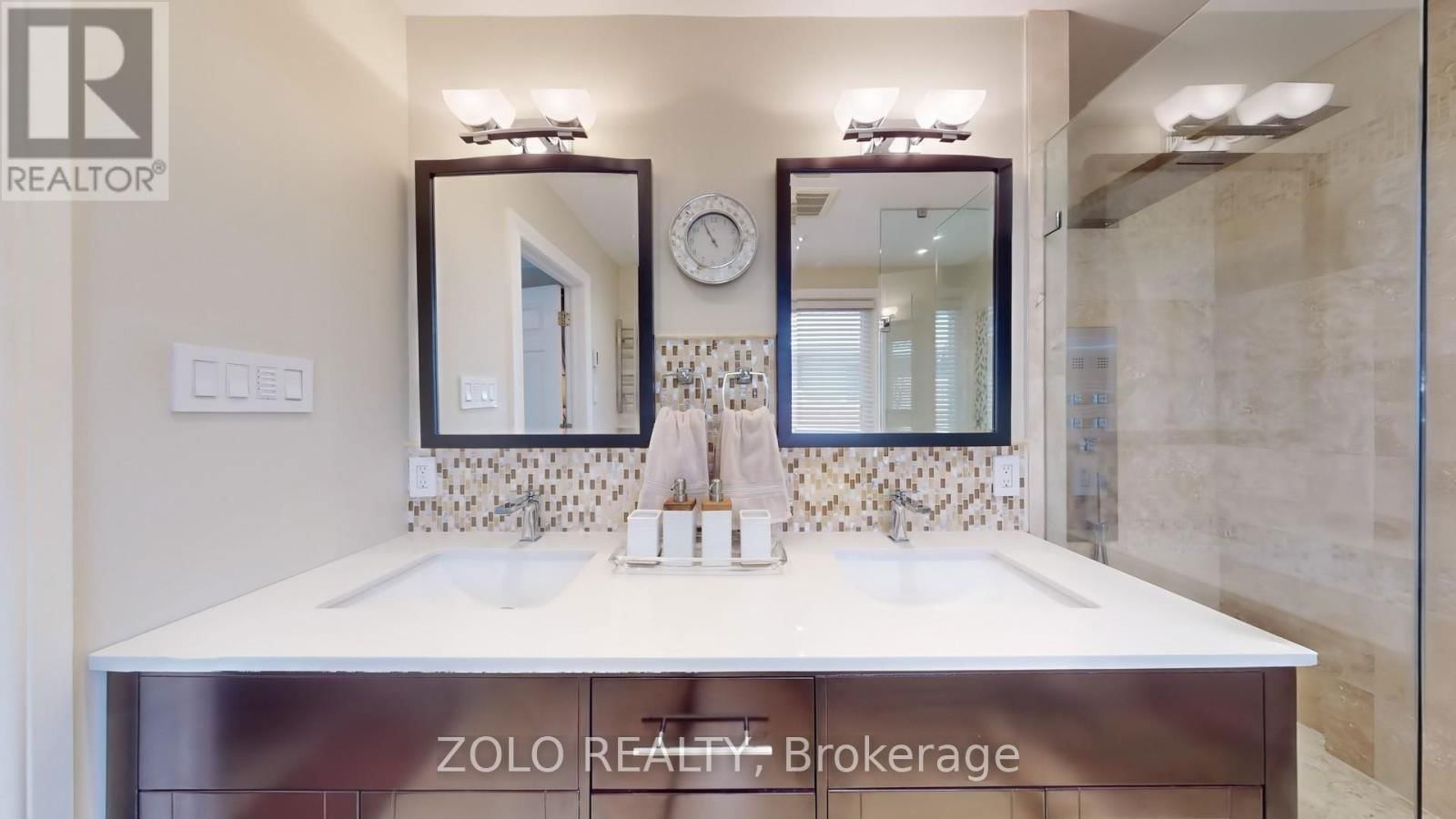 32 REVCOE DRIVE Image 25