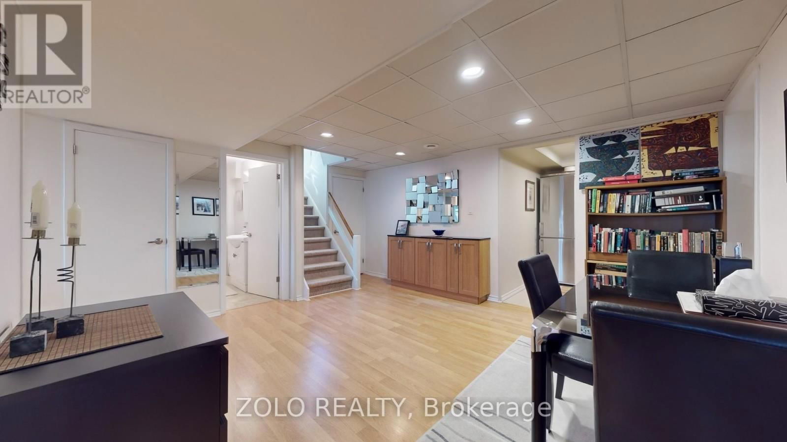32 REVCOE DRIVE Image 32
