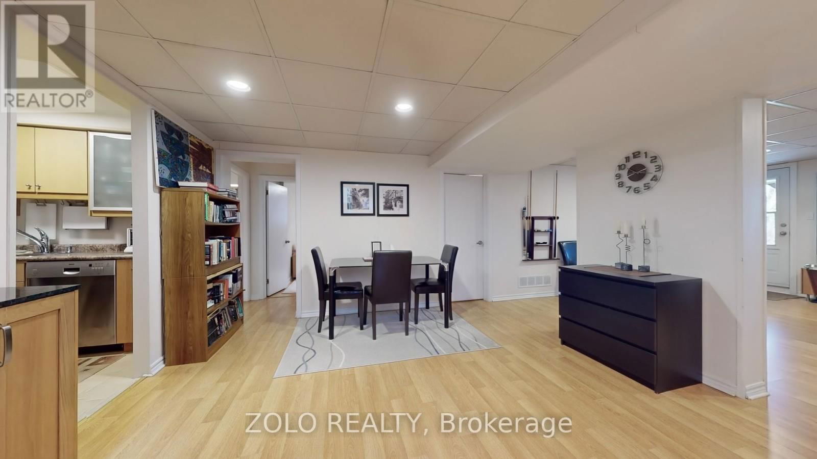 32 REVCOE DRIVE Image 35
