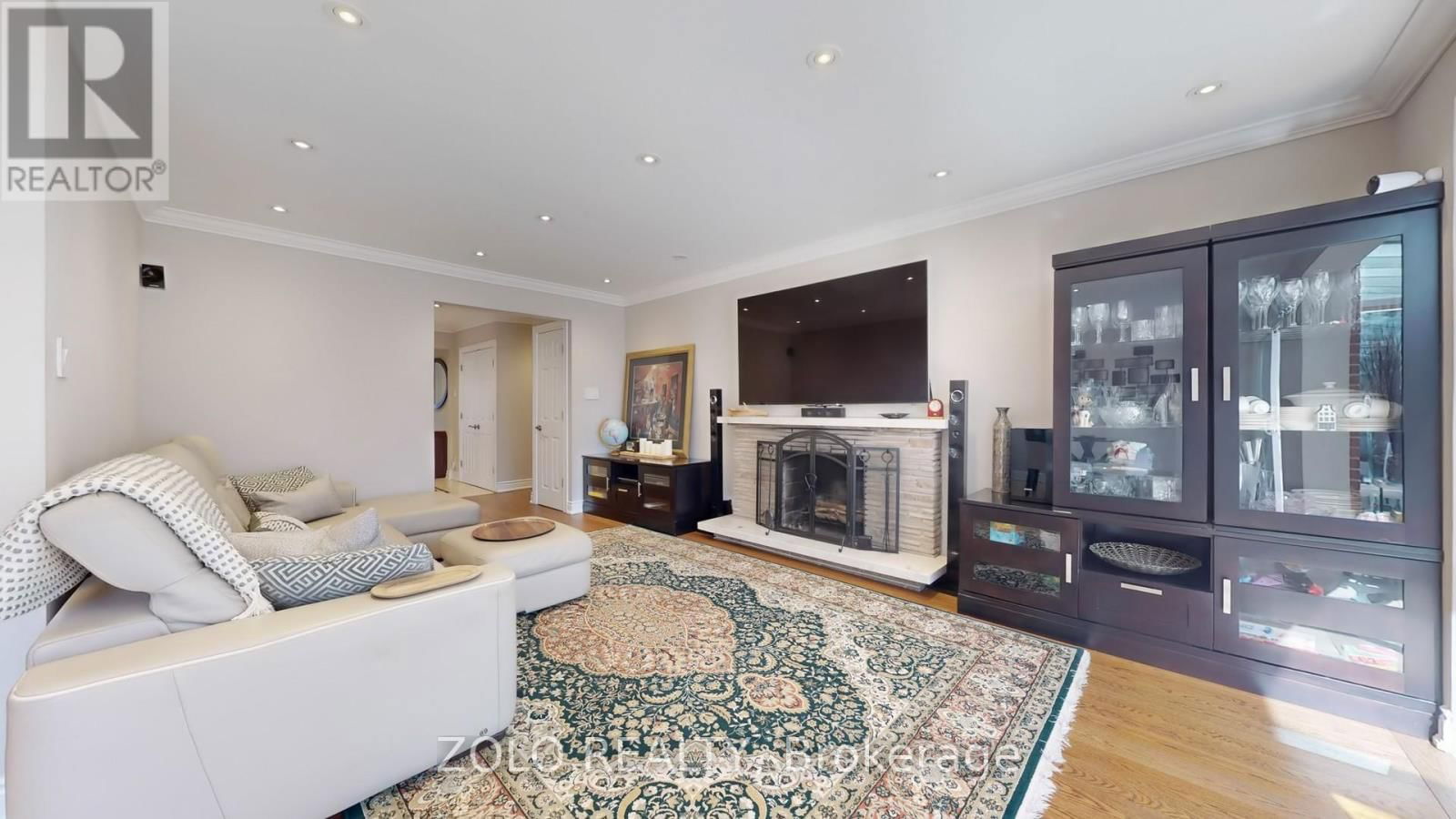 32 REVCOE DRIVE Image 5
