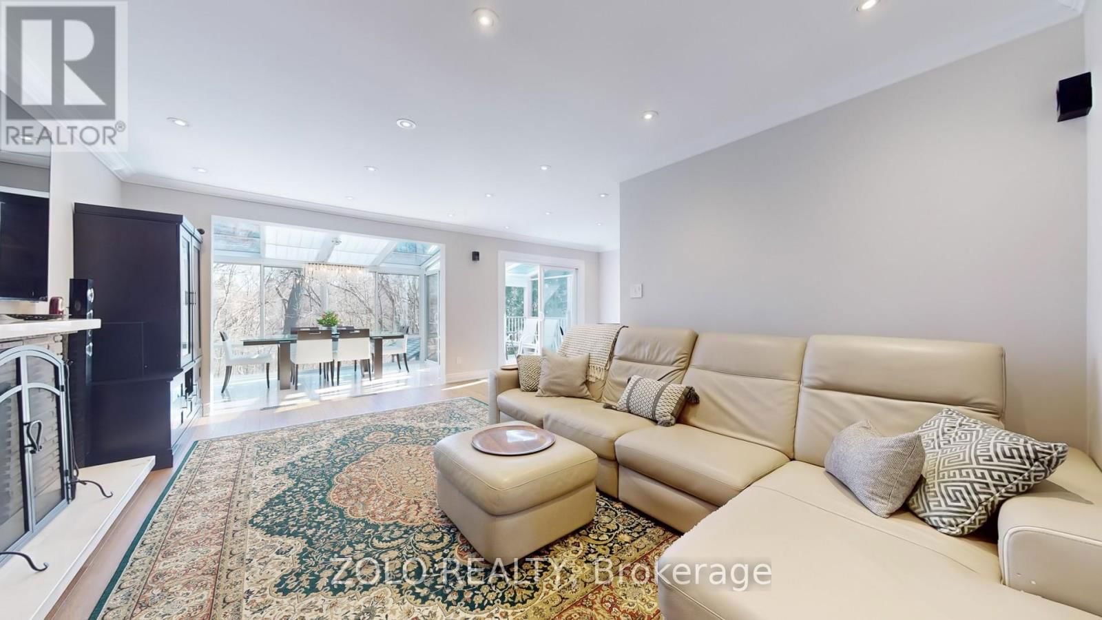 32 REVCOE DRIVE Image 7