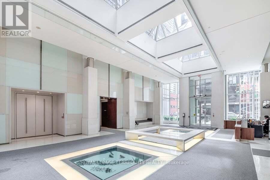 622 - 270 WELLINGTON STREET WEST Image 26