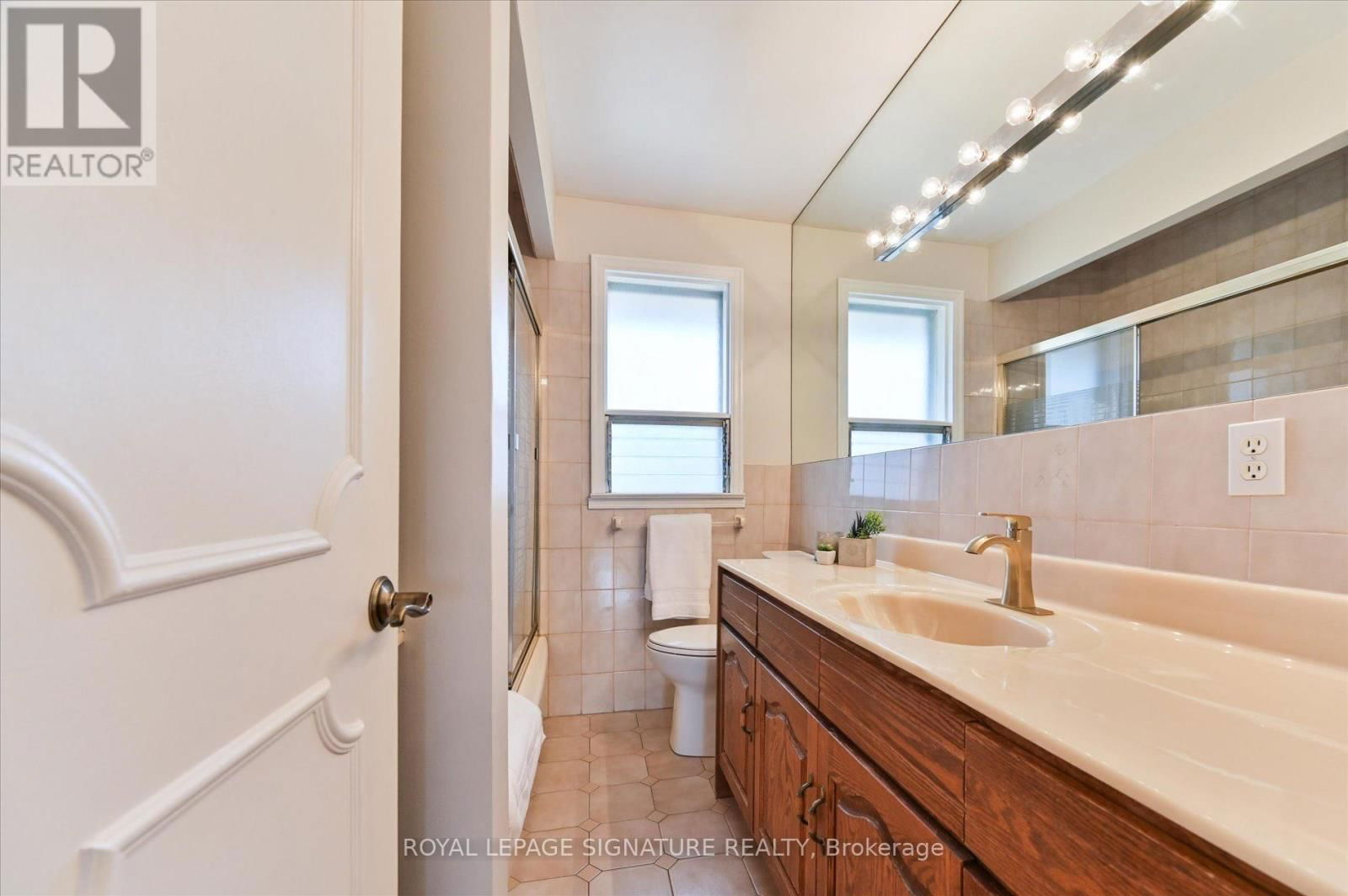 70 ANEWEN DRIVE Image 19
