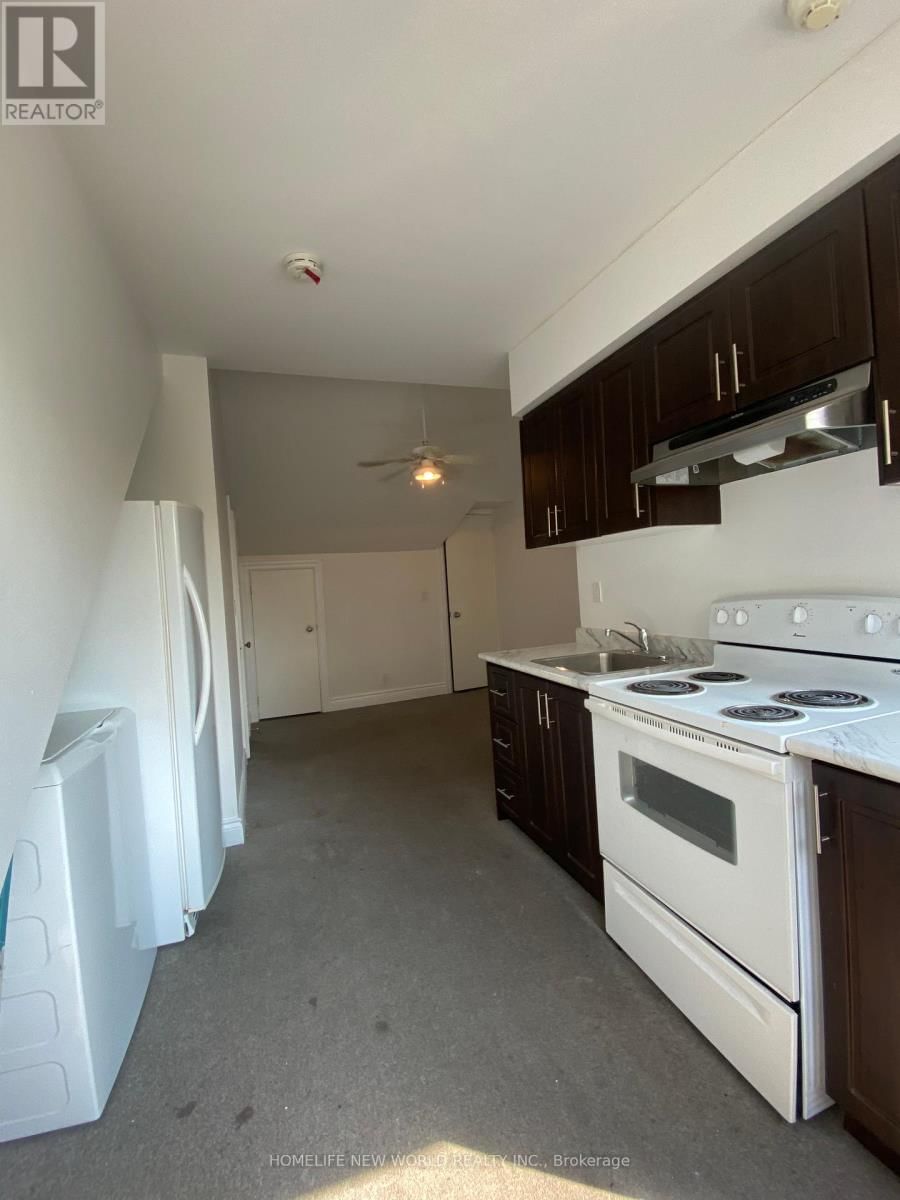 320 ROBERT STREET Image 1