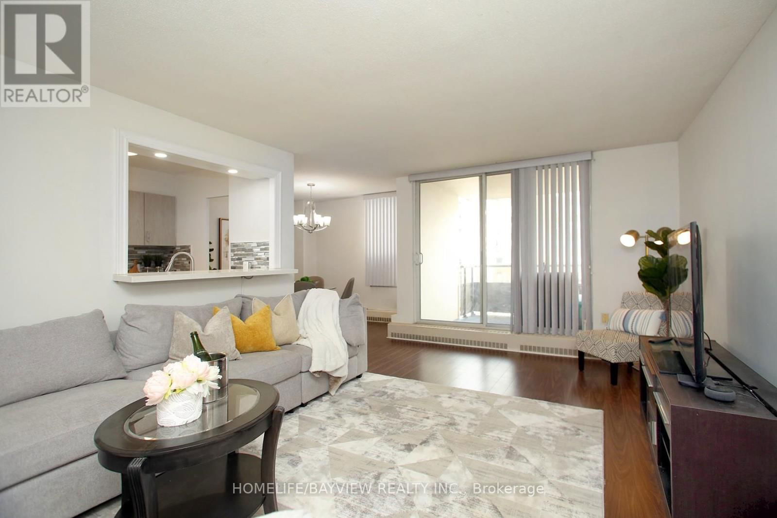 1203 - 5 VICORA LINKWAY Image 8